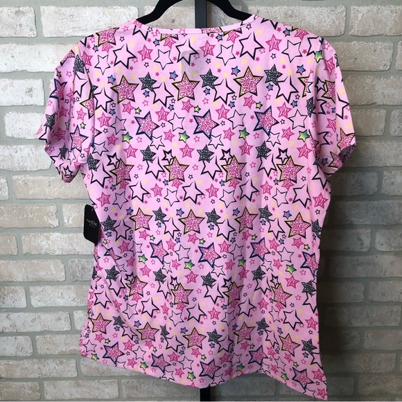 NWT mediChic Pink Star Print Short Sleeve scrub top - Picture 10 of 10